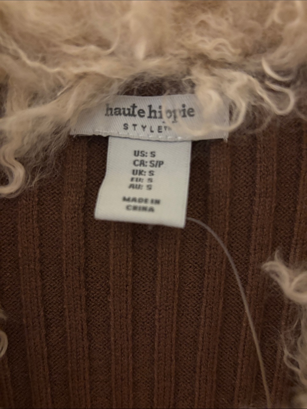 Haute Hippie Brown Ribbed Long Sleeve Sweater with Cream Fur Trim - Picture 2 of 10